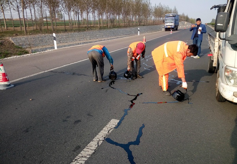 ������ճ����Ӧ������