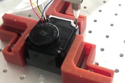 �����¿�ģ��ճ���ܷ�Ӧ��