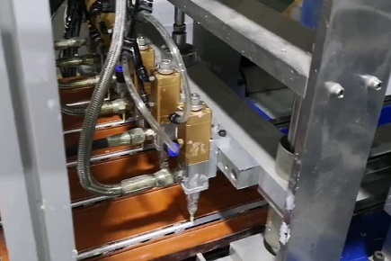 938���̵�ճ���ܷ�Ӧ��